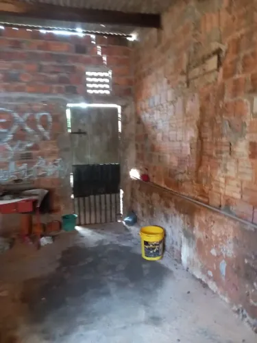 Vendo uma casa