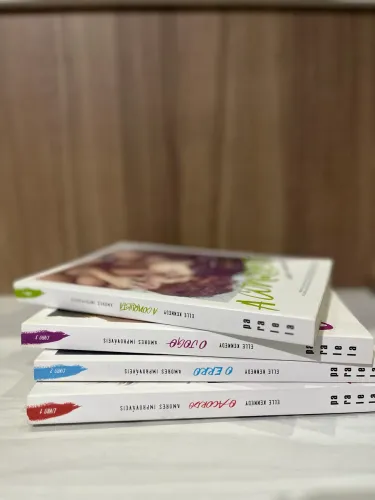 livros off campus/amores improváveis