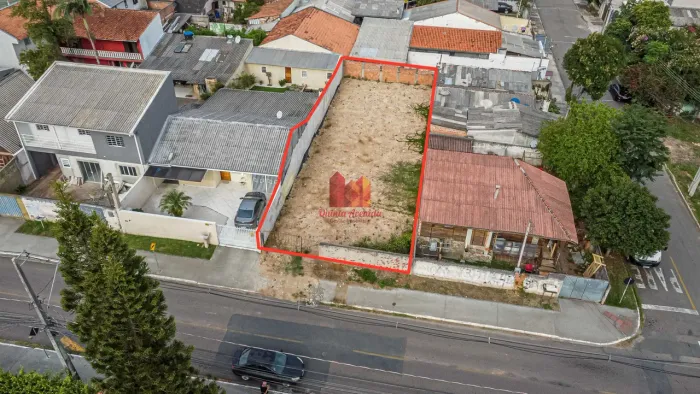 Terreno à venda no bairro Maria Antonieta, em Pinhais!