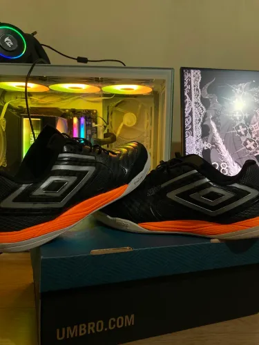 chuteira umbro pro 5
