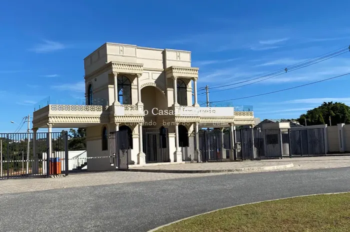 Terreno à venda em condomínio no Alto da Boa Vista
