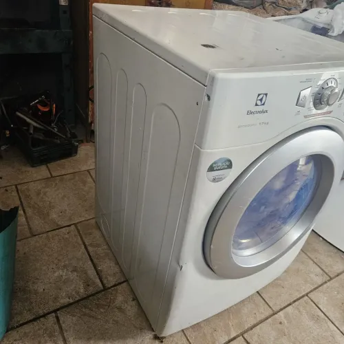 Secadora Electrolux 17 kg 220 v