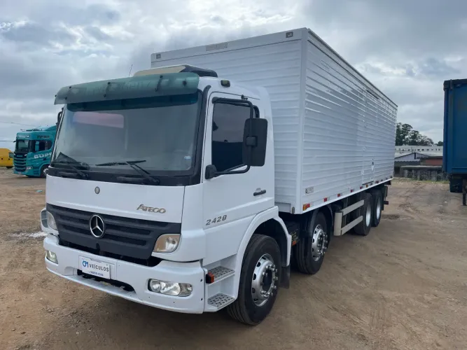 MB 2428 ATEGO BITRUCK 2011/11 BAU LINSHALM 8,20X2,40 alt.