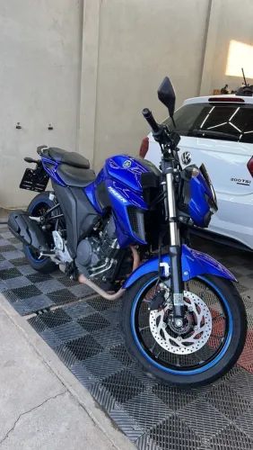 YAMAHA FAZER 250 ABS (2022) - Em perfeito estado (Apenas 16.550 km)<br>