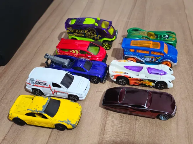 Lote de hotwheels loosers