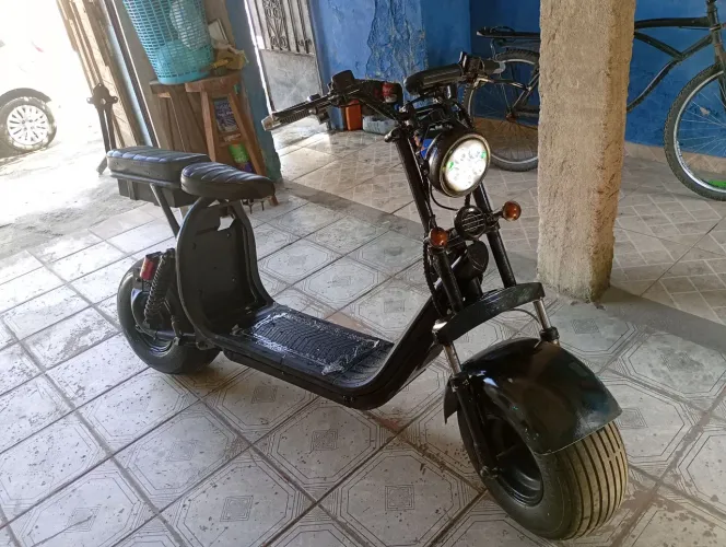 Scooter elétrica 