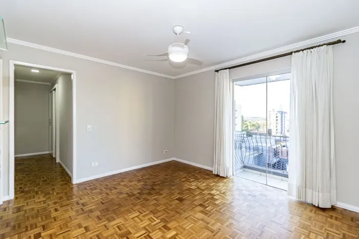 Apartamento para Venda em Curitiba, Boa Vista, 2 dormitórios, 1 banheiro, 1 vaga