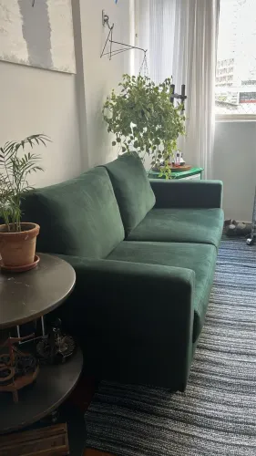 ENTREGO! Sofá de suede verde musgo 3 lugares