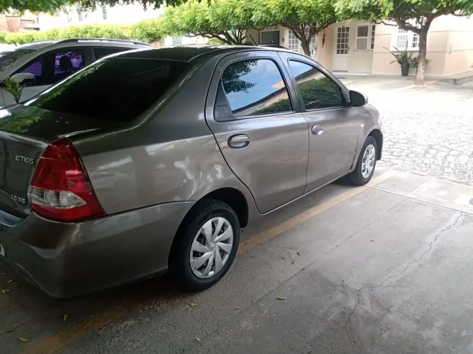 Toyota Etios XS Sedan 1.5 Flex 16V 4P Mec. 2018
