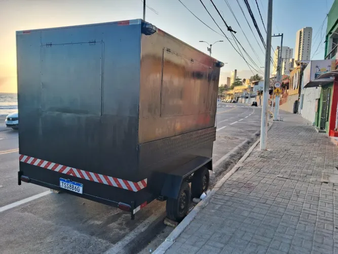 Trailer para venda 