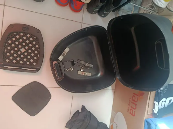 Baú UNIVERSAL Pro Tork 28 litros
