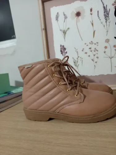 Bota molequinha 