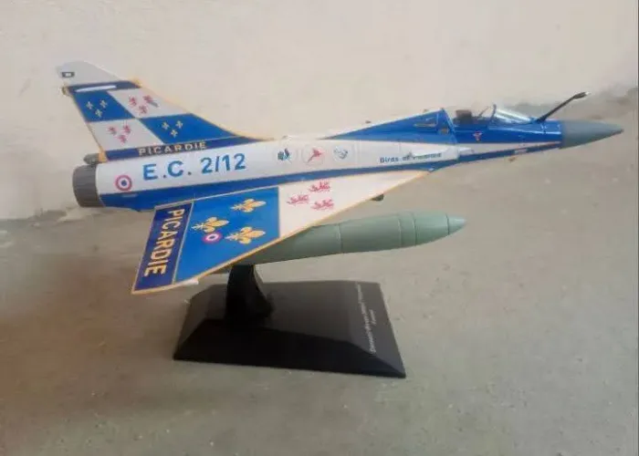 2 Aviões de Combate