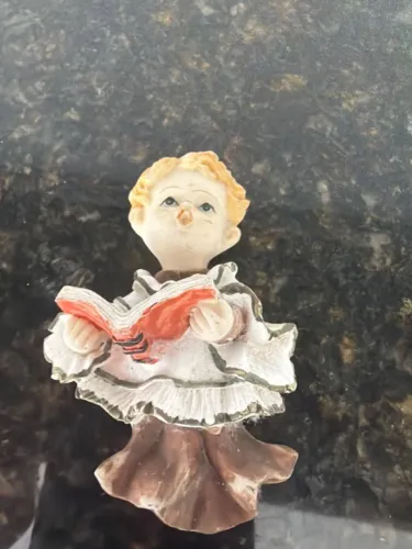 ímã de geladeira menino natalino resina