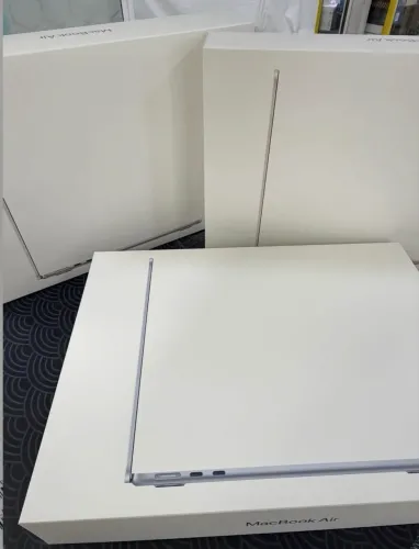 MacBook AIR M5 - 512/16gb LACRADO