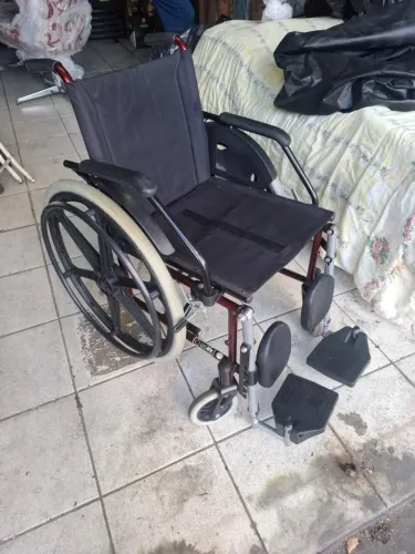 CADEIRA DE RODAS CONFORT PROLIFE