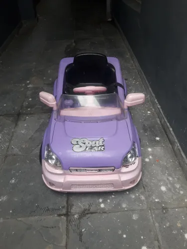Carrinho elétrico falta a bateria com avaria