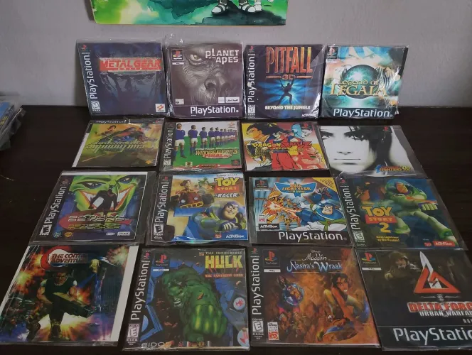 Jogos PS1 paralelo mídia verde