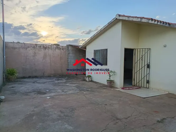 CASA TÉRREA | 3 QUARTOS | 3 VAGAS | DOM BOSCO