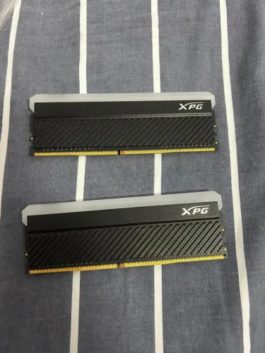 Duas Memórias RAM XPG Spectrix D45G, RGB, 16GB (2X8gb), 3600MHz, DDR4, CL18, Preta