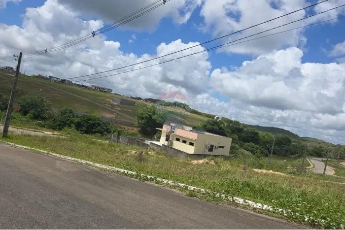 Terreno á Venda no loteamento Dharma ville em Garapu !