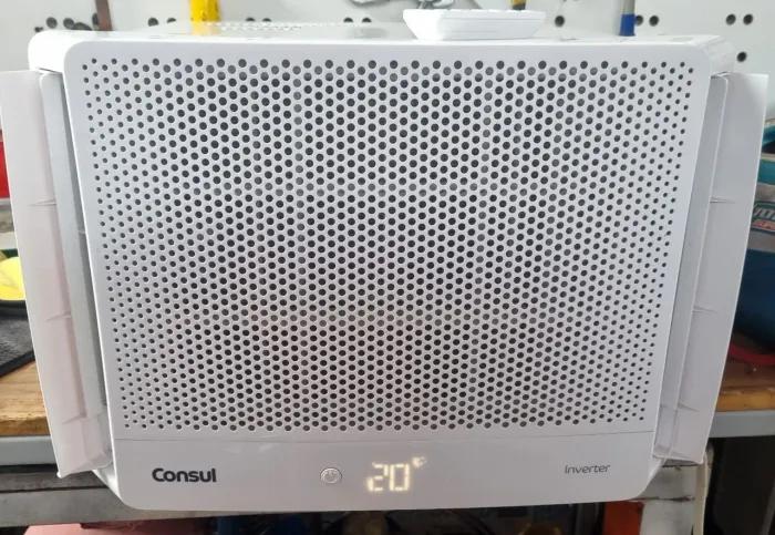 Ar condicionado tipo janela 10000btus inverter bivolt com controle 