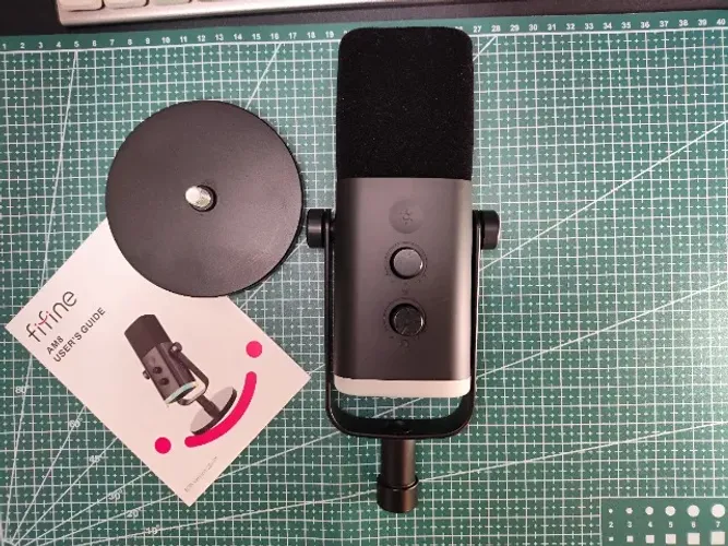 Microfone Dinâmico FIFINE AmpliGame-AM8 - USB/XLR