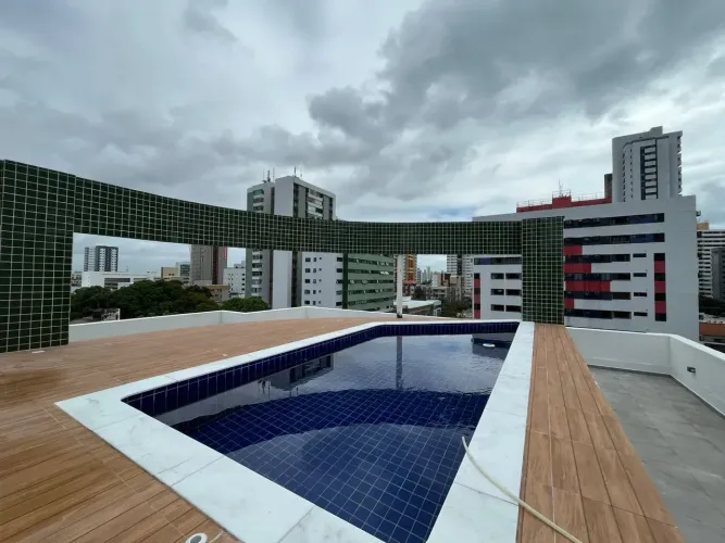 Conforto, Localização Premium e Lazer na Cobertura em Boa Viagem!