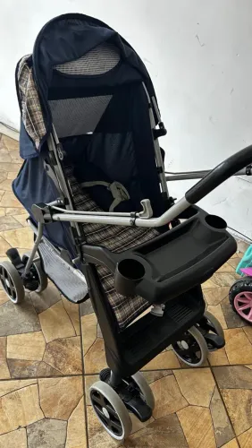 Carrinho de bebê