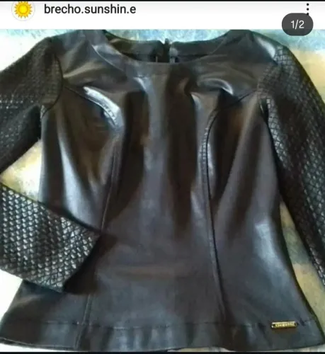 Blusa de courino.