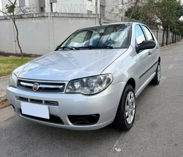 Fiat Palio 1.0 Economy Fire Flex 8V 4P 2014
