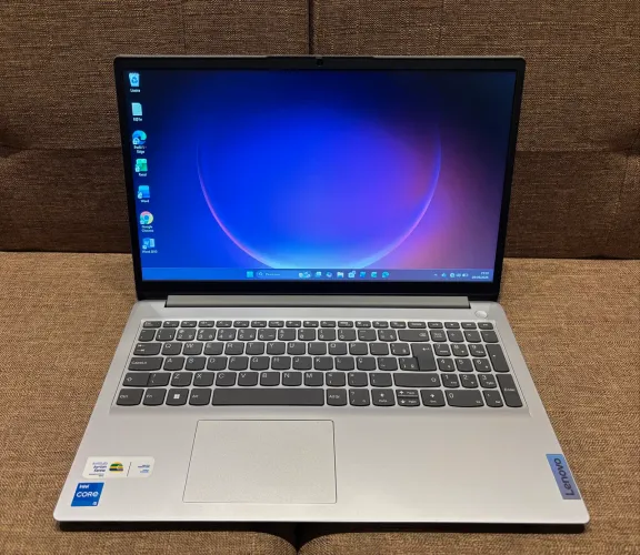 Notebook Lenovo core i5 12ª geração (novíssimo) 