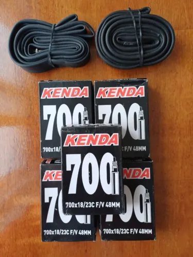 Câmara de Ar 700x23/25mm - Bicicleta Speed Kenda