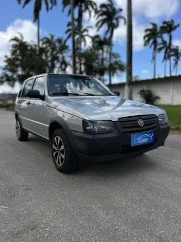 Fiat Uno Mille Celeb. WAY Econ. 1.0 F.flex 4P 2013