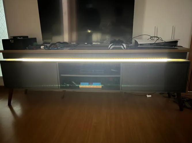 Rack com led 1,80m semi novo 