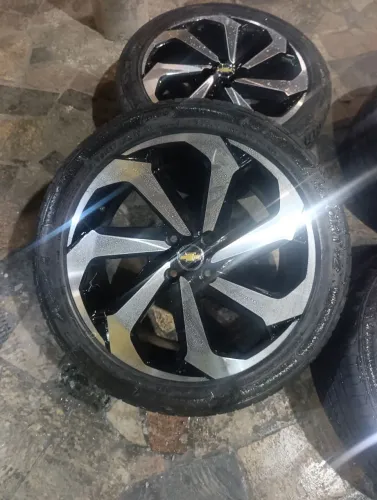 Rodas e pneus novos tarântula Fiat GM VW Renault Hyundai 225/45/17