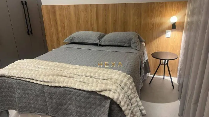 Loft mobiliado para alugar no Setor Bueno em Goiânia