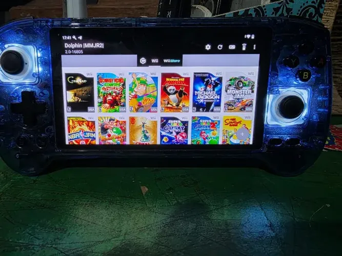 Console Portátil Anbernic RG556