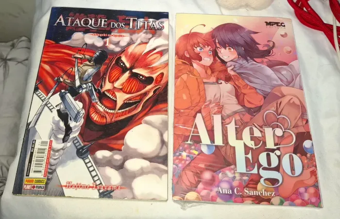 Mangás Attack on Titan e Alter Ego