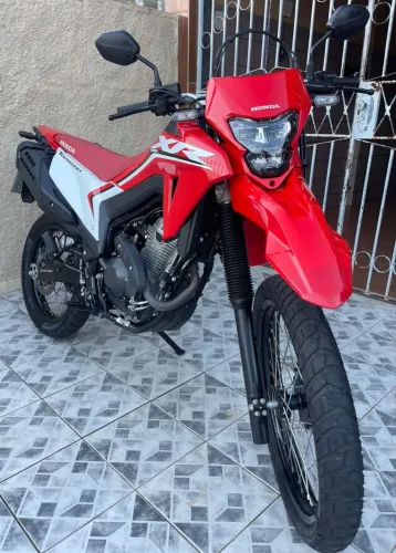 Tornado 300