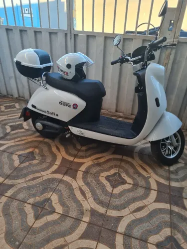 mini scooter eletrica sofia moto cheff