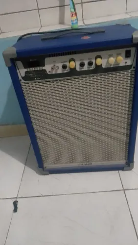 Vendo um homem teatcher Samsung, junto com a caixa da fram