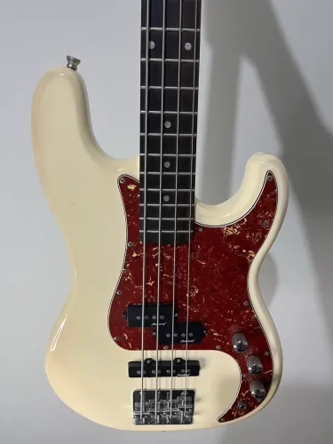Contrabaixo Strimberg Precision 4 Cordas