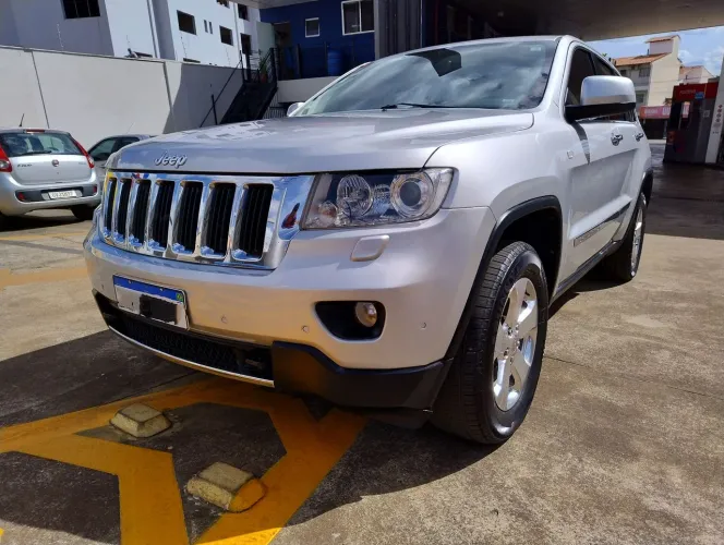 Jeep Grand Cherokee Limited 3.6 4X4 V6 Aut. 2011