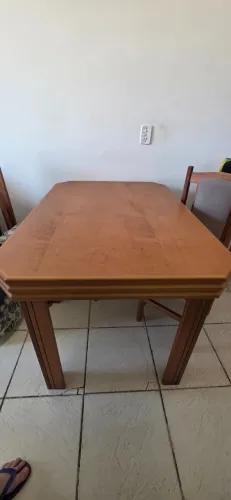Mesa de jantar com 3 cadeiras