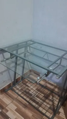 Mesa de vidro escritório