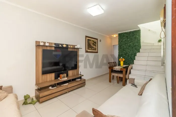 Sobrado à Venda na Freguesia do Ó Espaço, Conforto e Excelente Localização