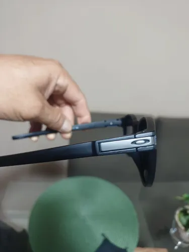 Óculos de Sol Oakley Latch Polarizado - Original e Novo