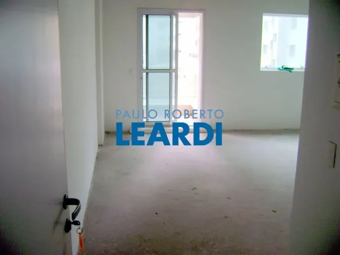 CONJ. COMERCIAL - BARRA FUNDA - SP