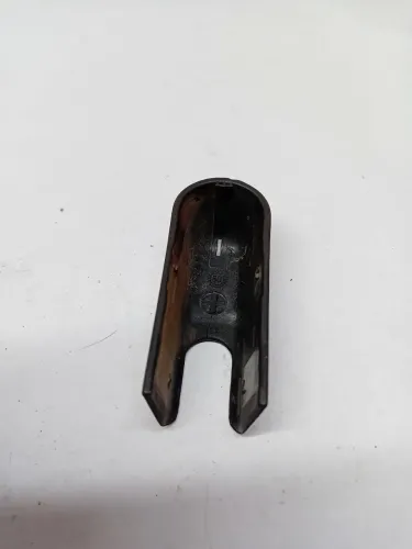 Capa Parafuso Limpador Vidro Traseiro Ford Ka 2019 B383